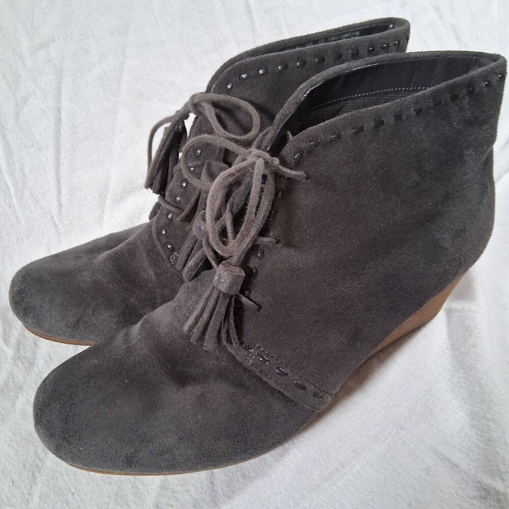 Dr. Scholl's Dakota Women's Sz 8 Grey Faux Suede Wedge Tassel Ankle Booties